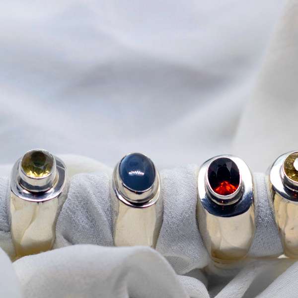 Anillos