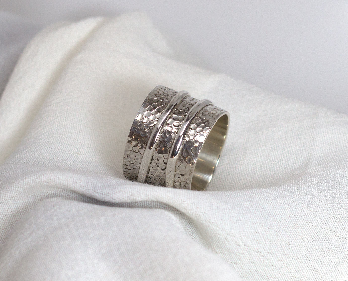 anillo-plata-lautar-martelado-fino4-silverboat