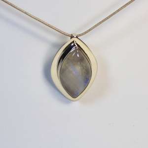 pendant-rainbow-moonstone-sterling-silver-925-silverboat