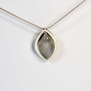 pendant-rainbow-moonstone-1-sterling-silver-925-silverboat