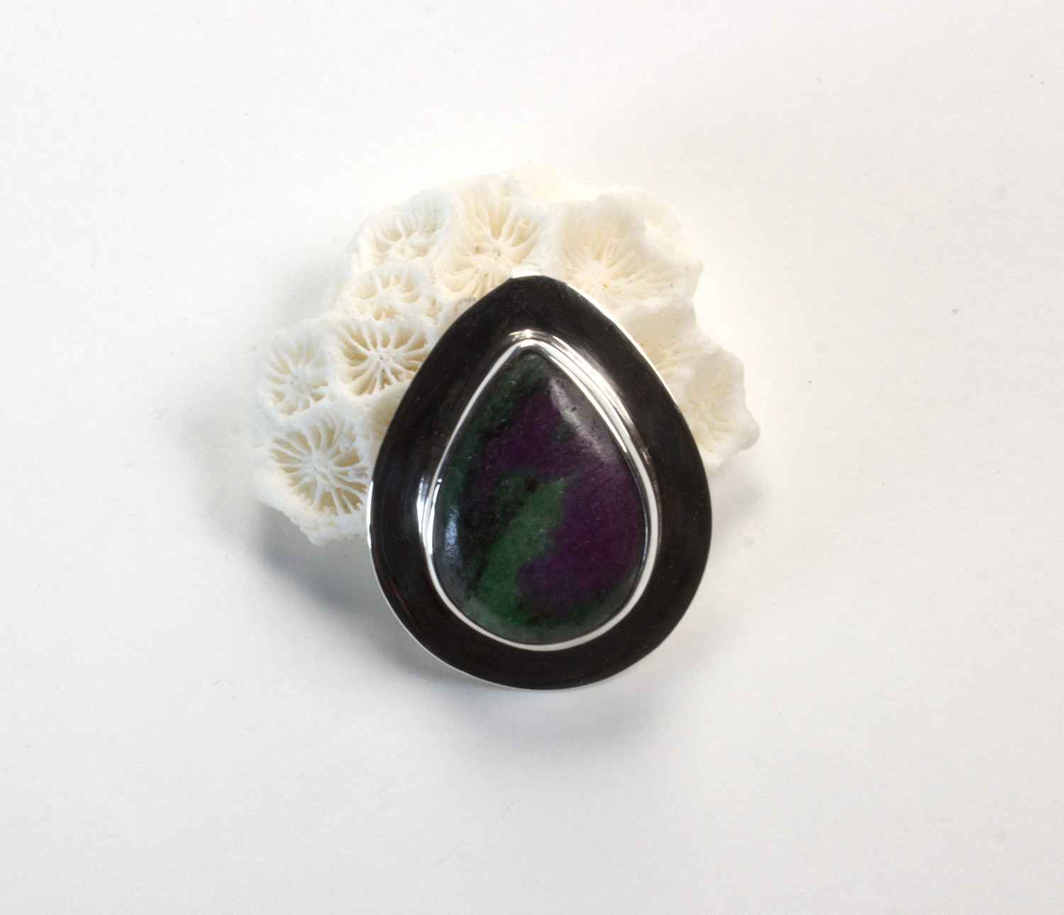 colgante-rubi-zoisita-plata-corazon5-silverboat