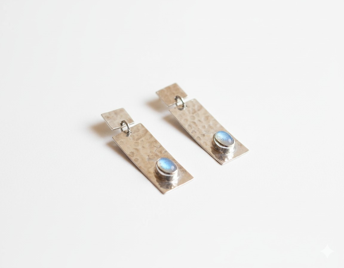 pendientes-navat-en-plata-de-ley-con-piedra-de-luna-silverboat.es