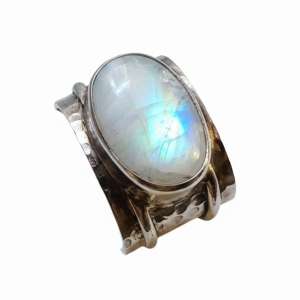 anillo-plata-larr-martelado-piedra-luna-4-silverboat.es